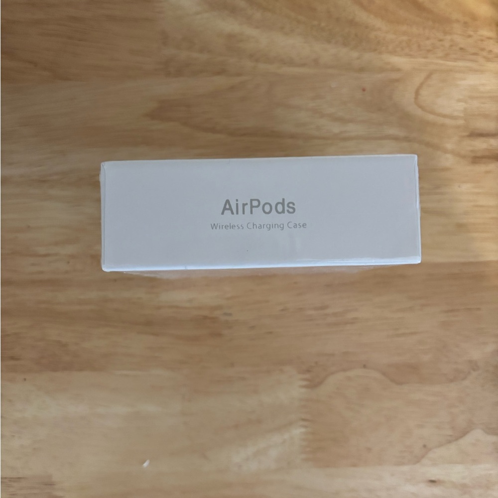 Apple AirPods Wireless Charging Case